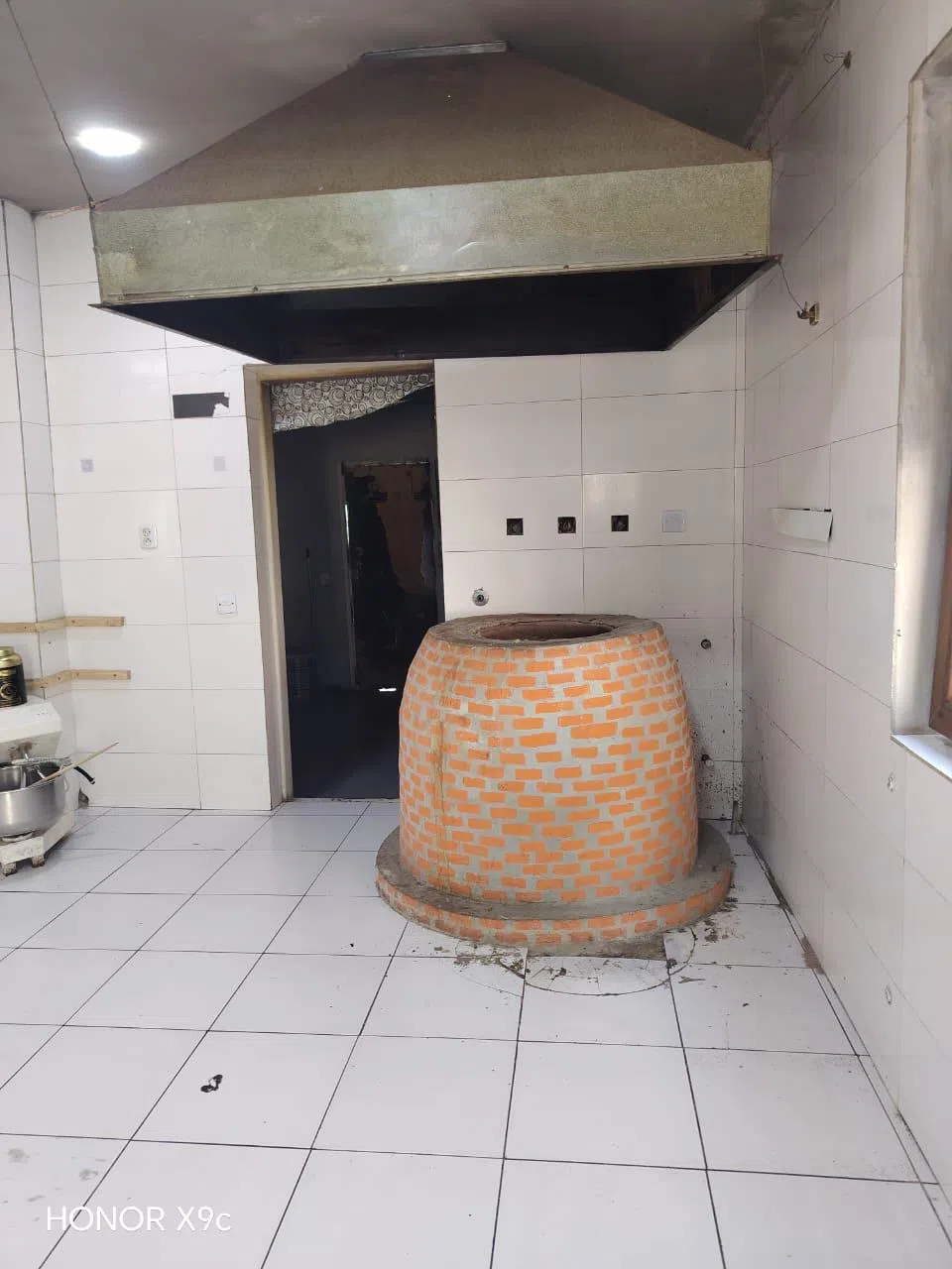 Yaxşı təmirli obyekti, 25 m² kirayə verilir — şəkil 2