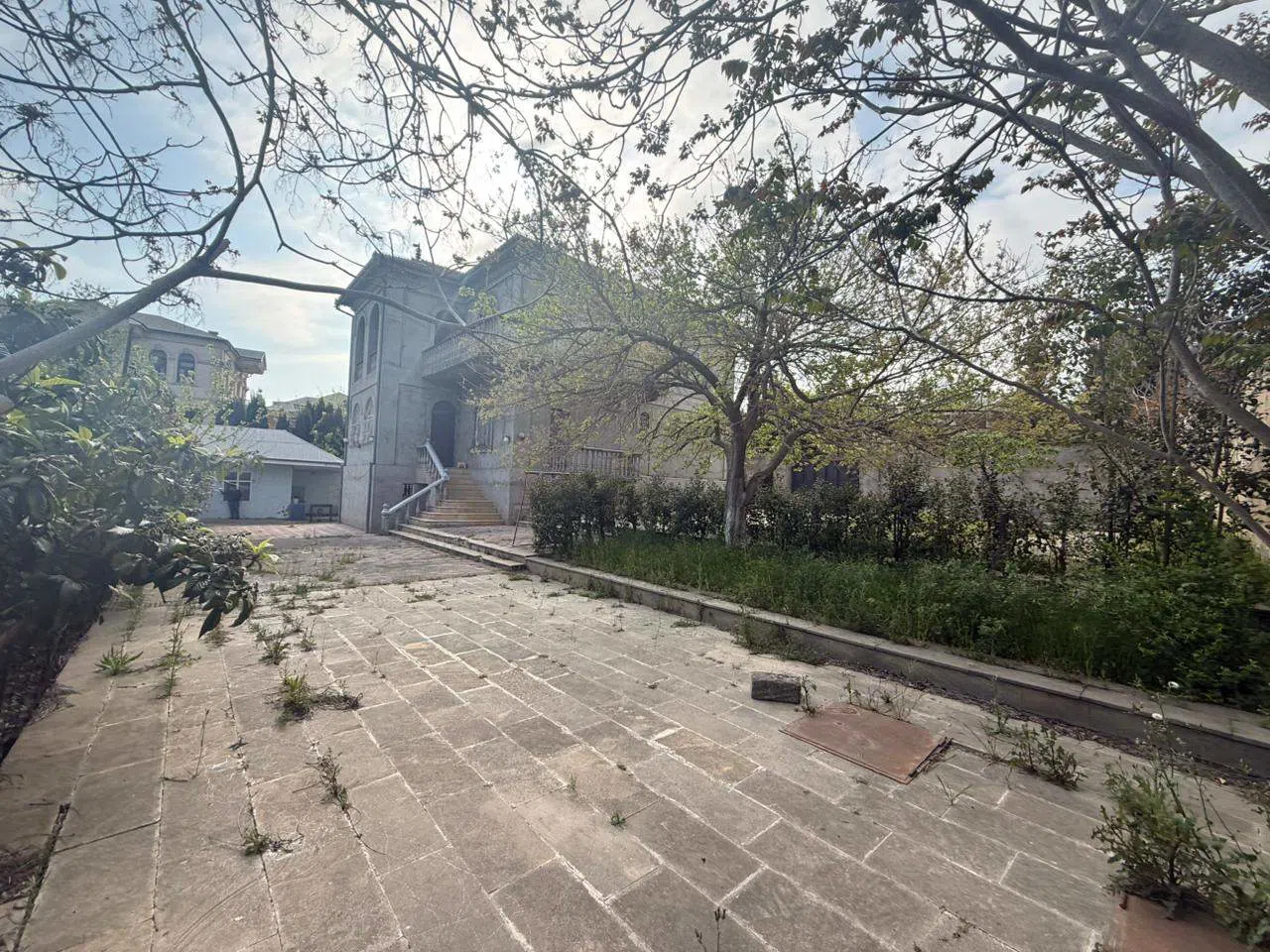 9 otaqlı villa 470 m² - 9 sot torpaq sahəsində satılır — şəkil 13
