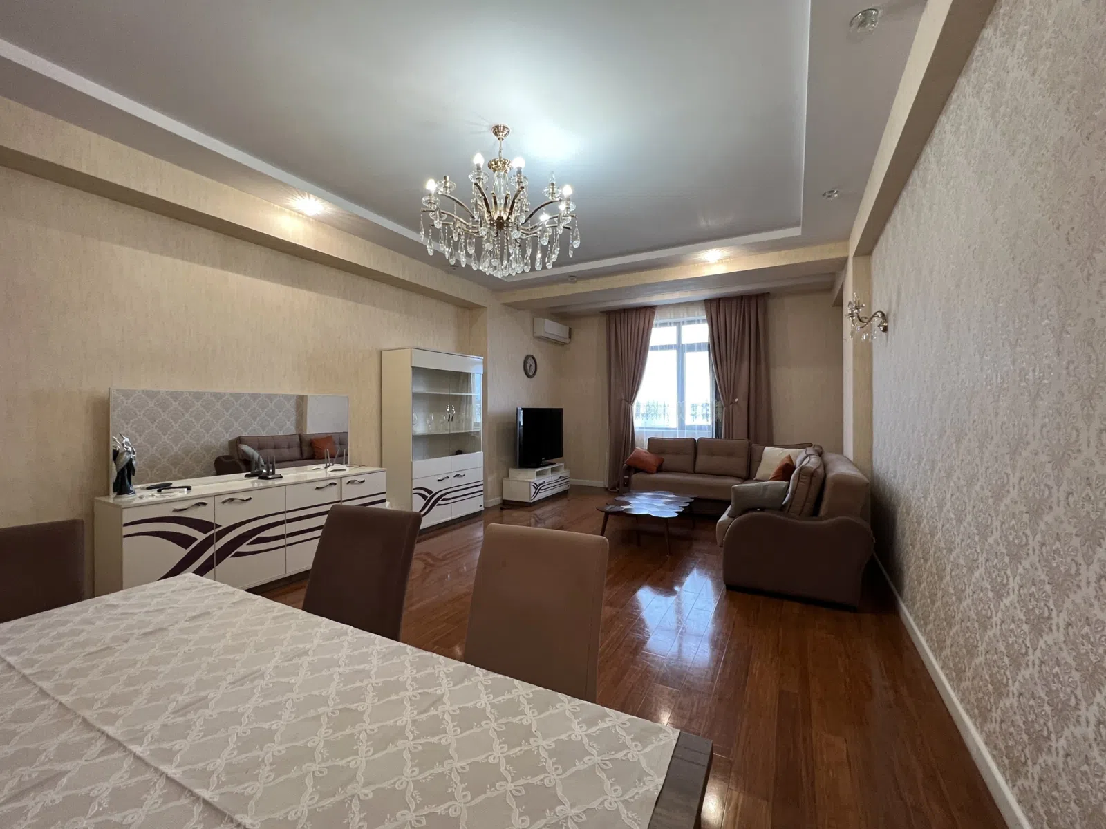 4 otaqlı mənzil 180 m² kirayə verilir — şəkil 6