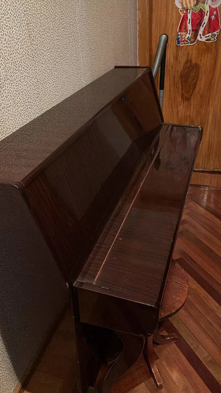 Klassik akustik piano