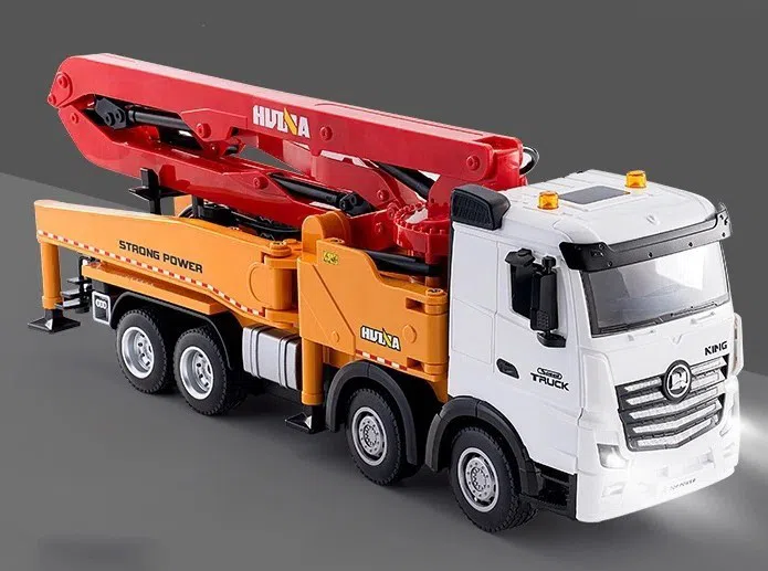 Huina 1381 RC Nasoslu Maşın 1/18