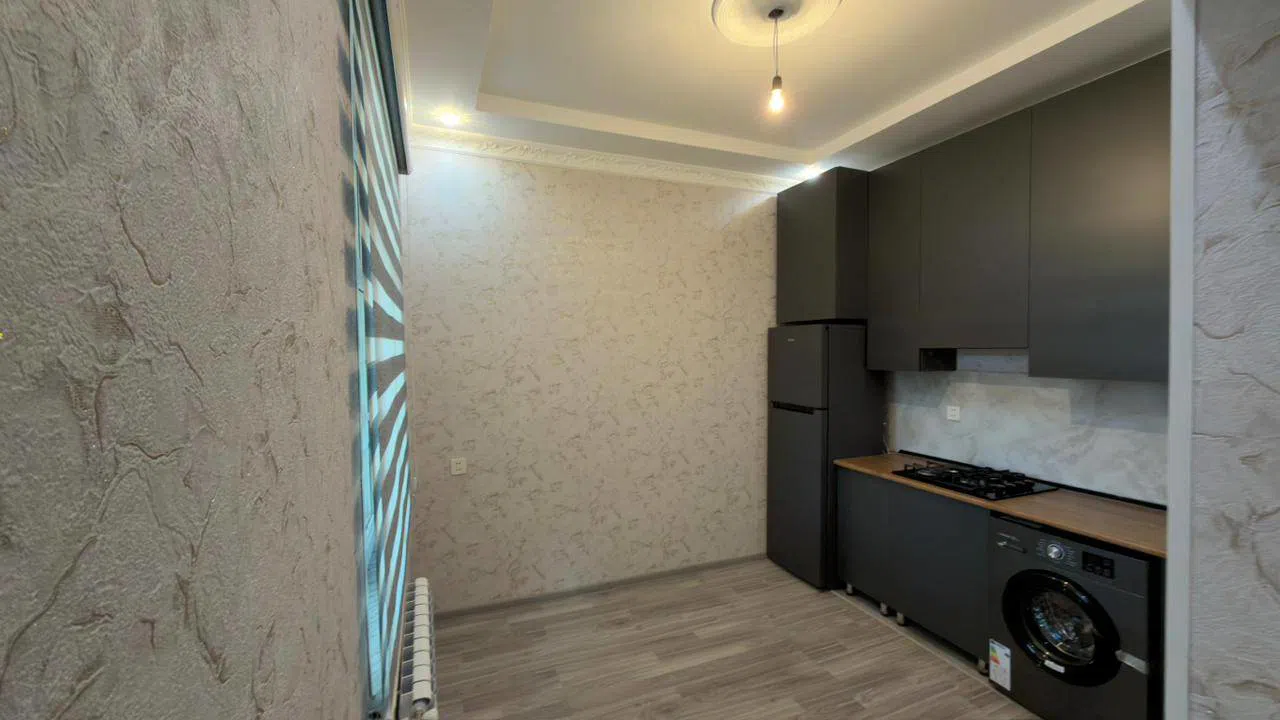 6 otaqlı həyət evi 110 m² - 2 sot torpaq sahəsində kirayə verilir
