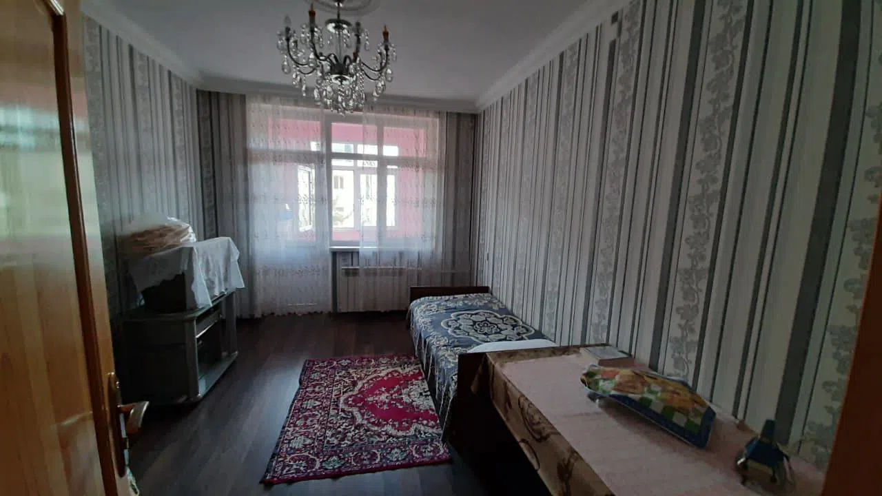 5 otaqlı mənzil 110 m² satılır — şəkil 10