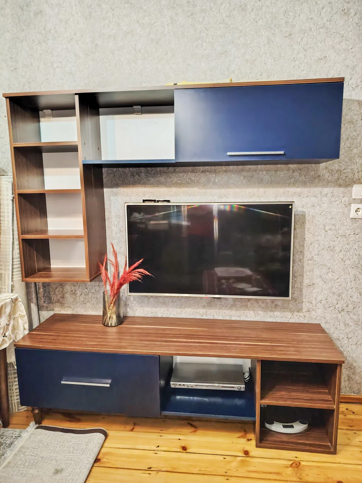 Dark blue TV stand - Tenderyard