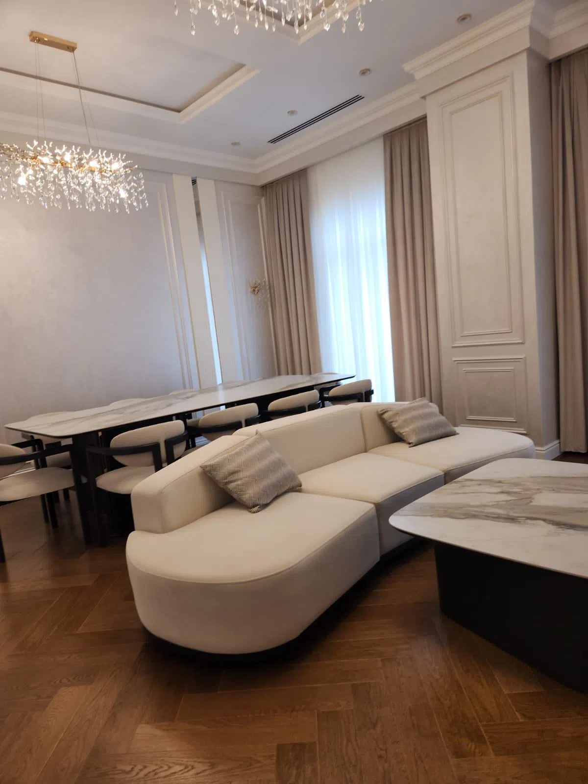 4 otaqlı mənzil 150 m² kirayə verilir — şəkil 29