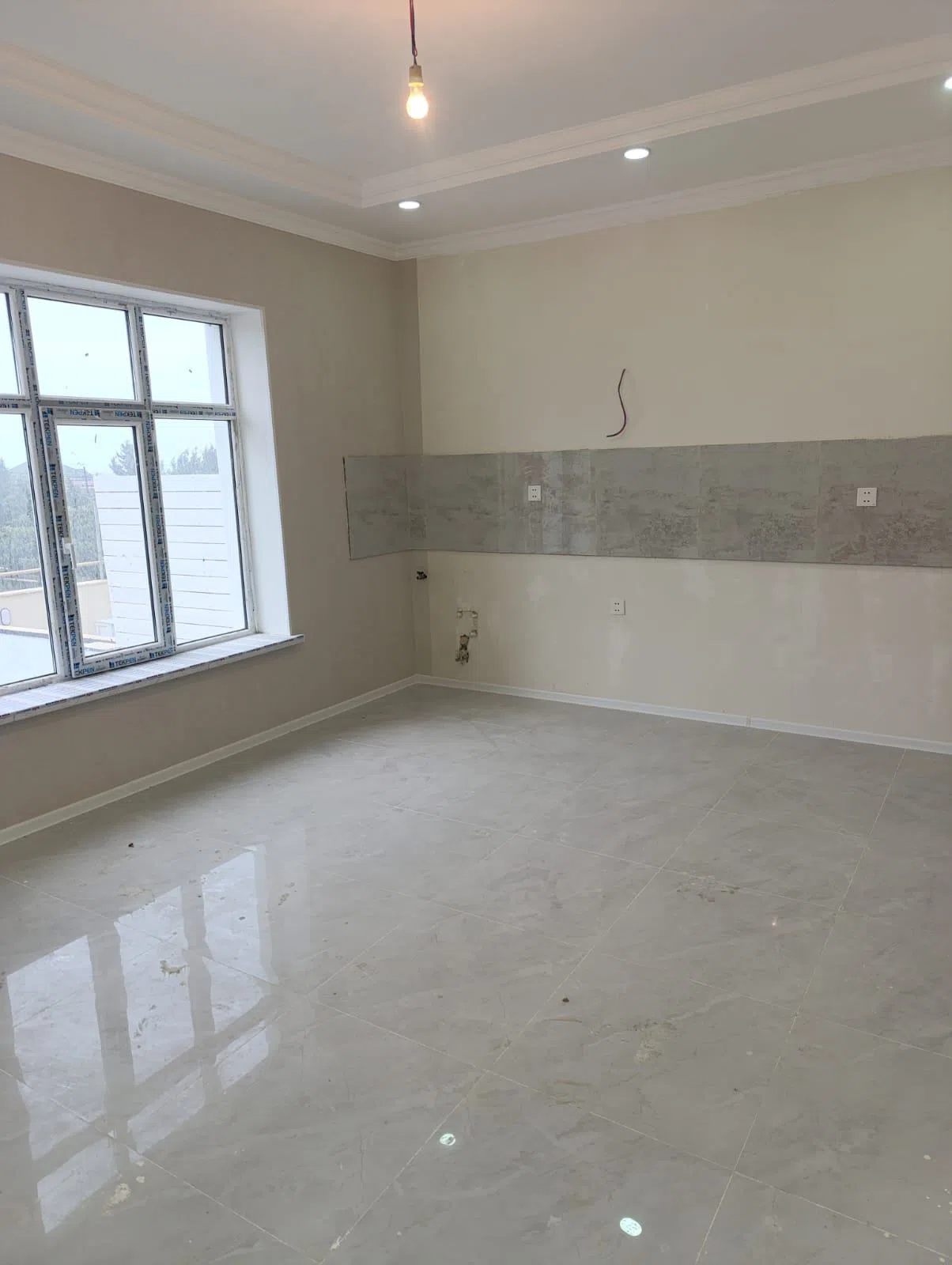 4 otaqlı həyət evi 200 m² - 1.8 sot torpaq sahəsində satılır — şəkil 2
