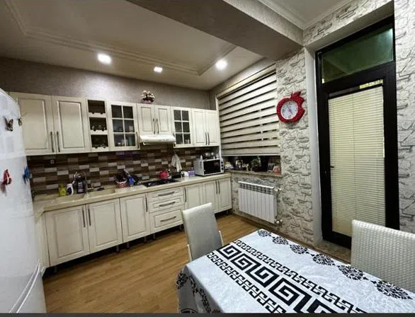 2 otaqlı mənzil 85 m² satılır — şəkil 2