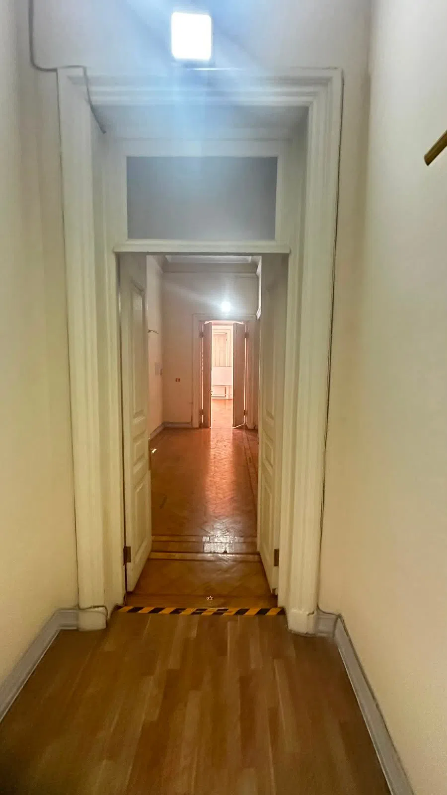 10 otaqlı mənzil 361 m² satılır — şəkil 4