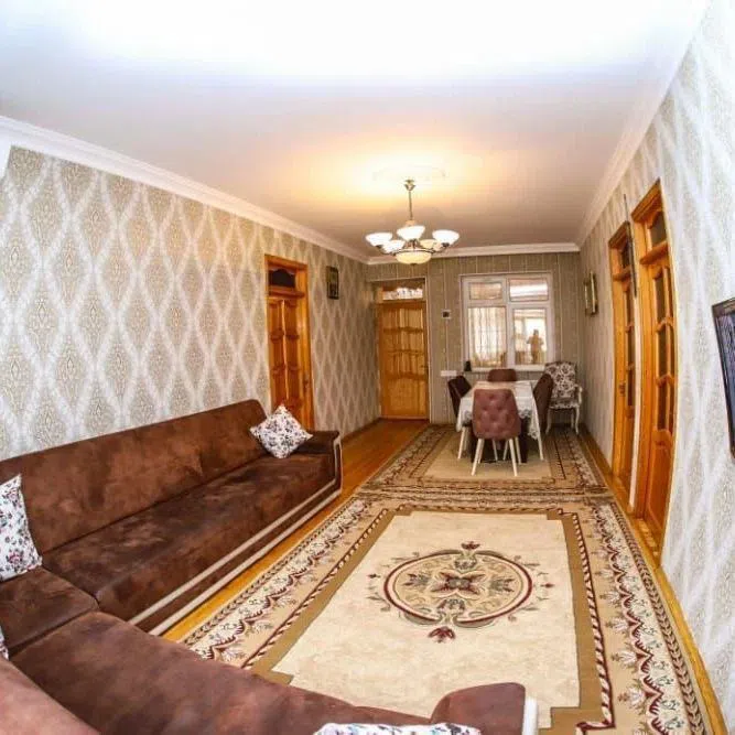 7 otaqlı həyət evi 250 m² - 7 sot torpaq sahəsində satılır — şəkil 2