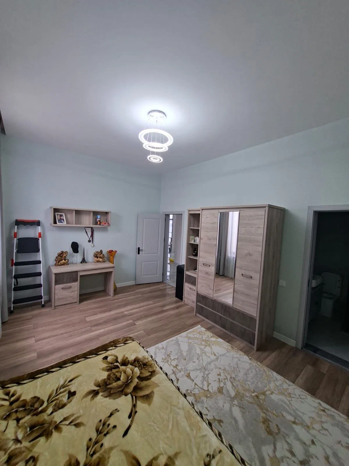 4 otaqlı bağ evi 140 m² 4 sot torpaq sahəsində satılır — şəkil 3