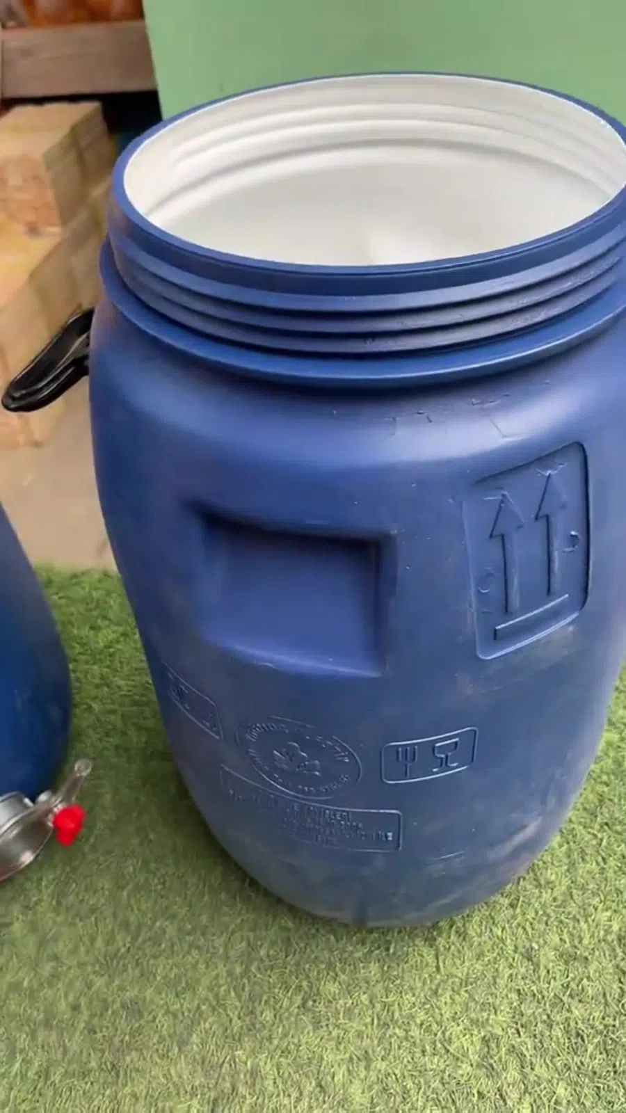 Bal üçün qida dərəcəli plastik və metal bidonlar — şəkil 11