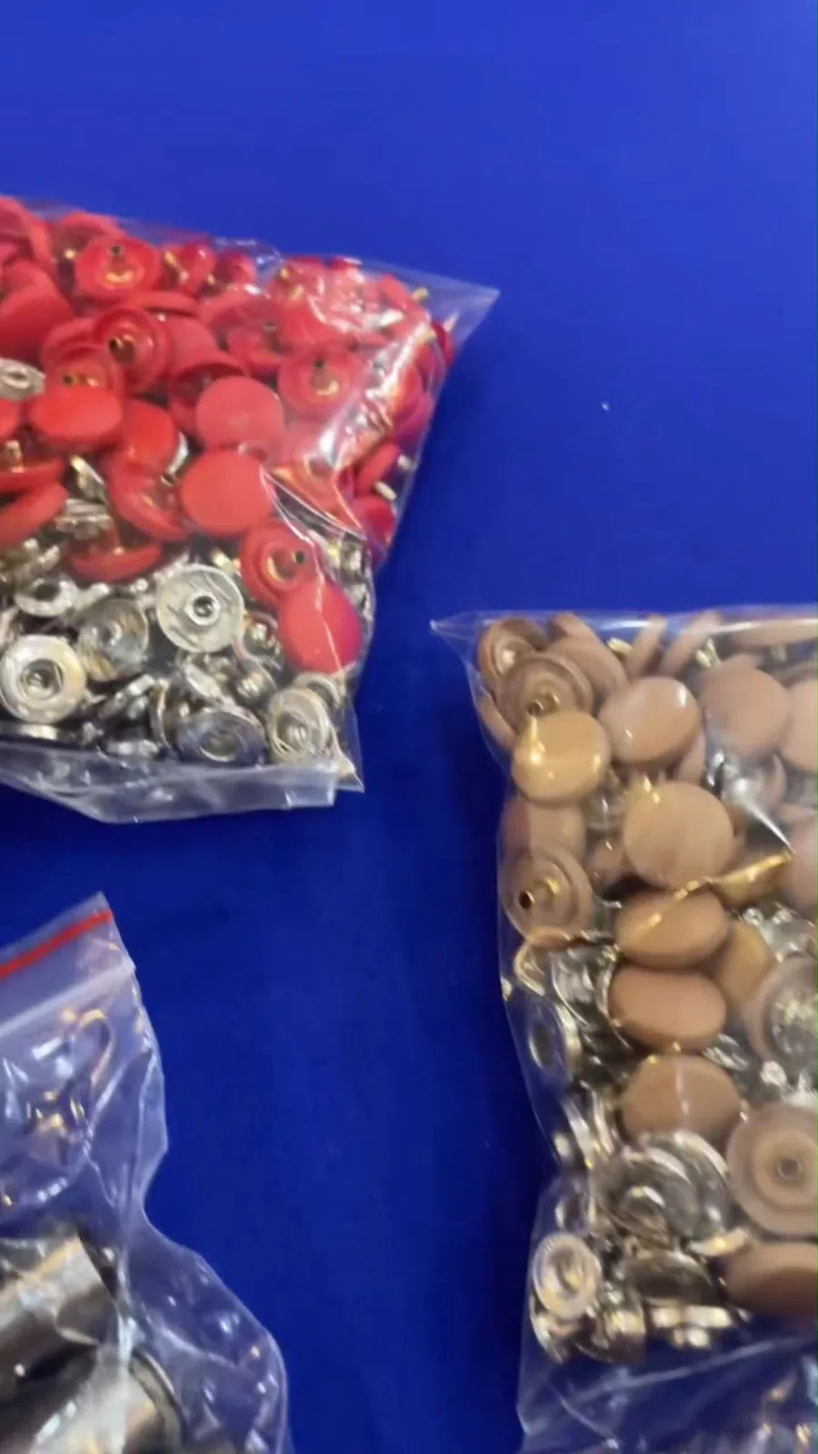 Tekstil üçün metal press düymələri — şəkil 26