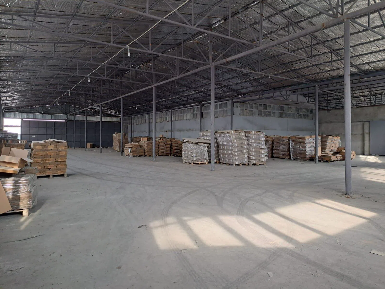 800 m² sahəsi olan anbar kirayə verilir — şəkil 1