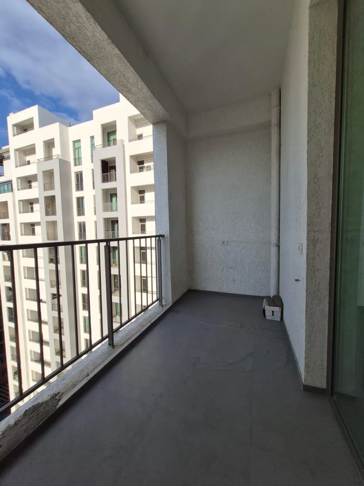 4 otaqlı mənzil 180 m² satılır — şəkil 2