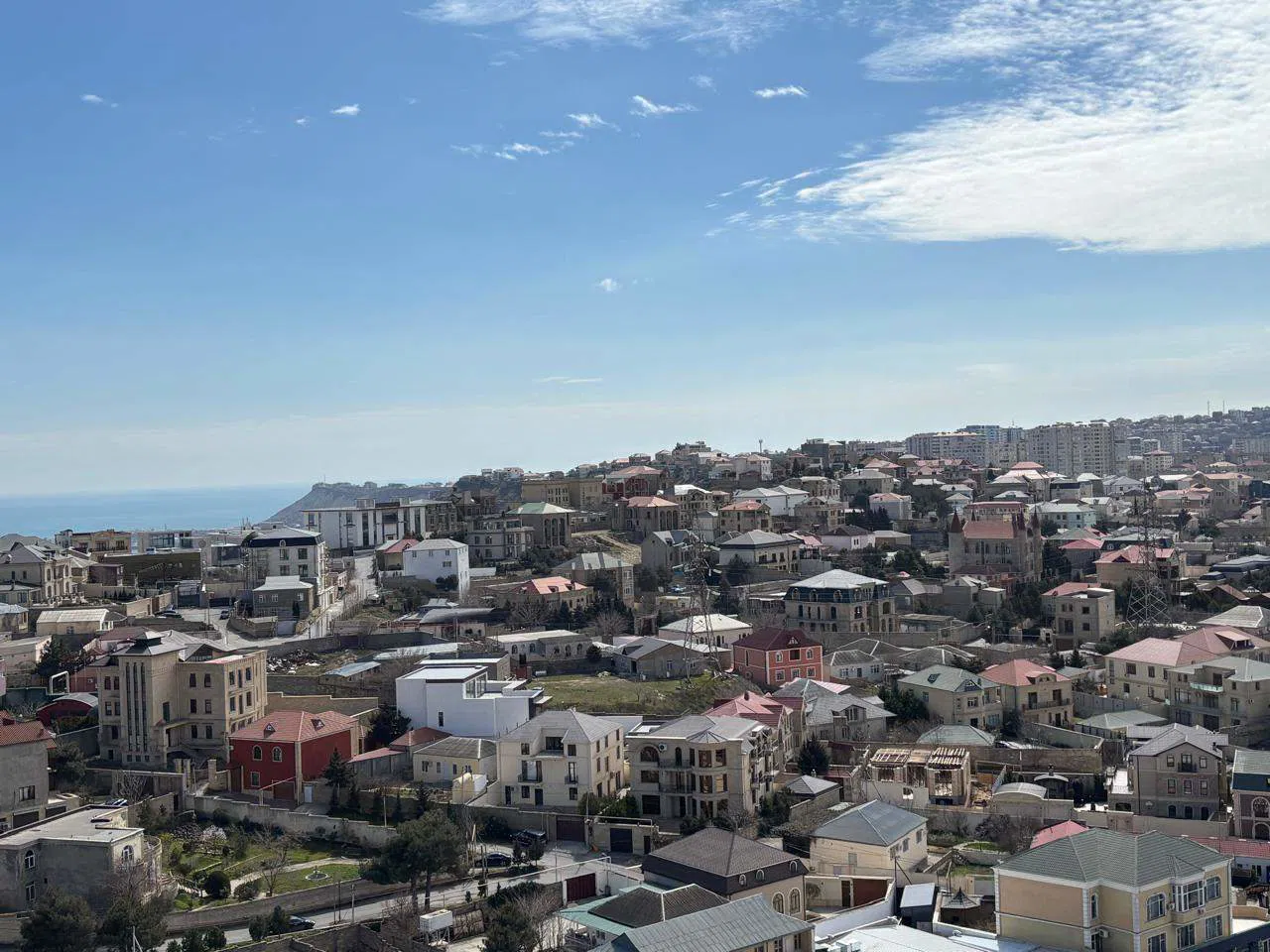 3 otaqlı mənzil 154.8 m² satılır