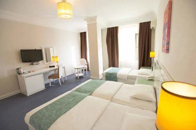 4 ulduzlu otel satılır — şəkil 2