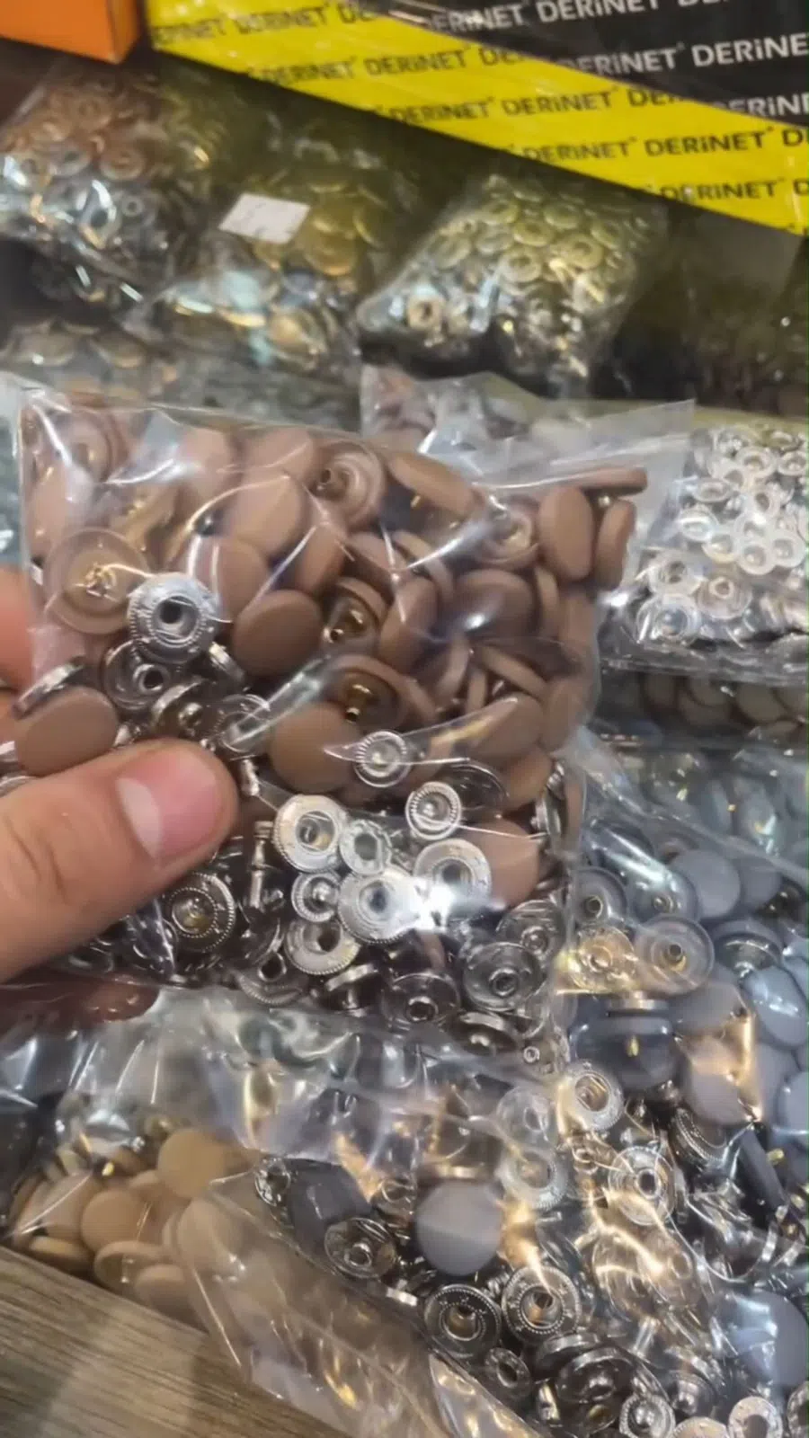 Tekstil üçün metal press düymələri — şəkil 18