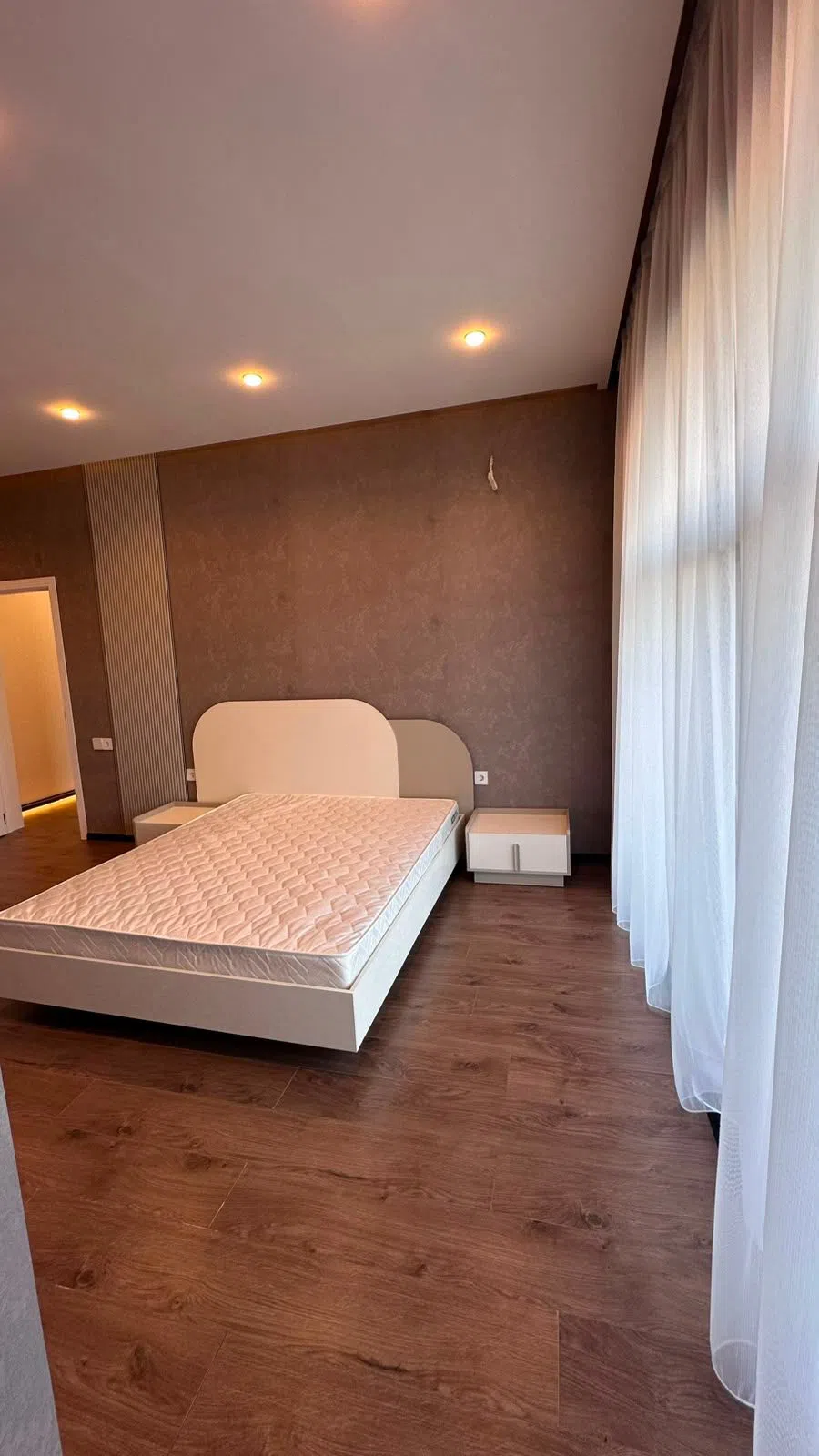 4 otaqlı bağ evi 140 m² 3.5 sot torpaq sahəsində satılır — şəkil 12