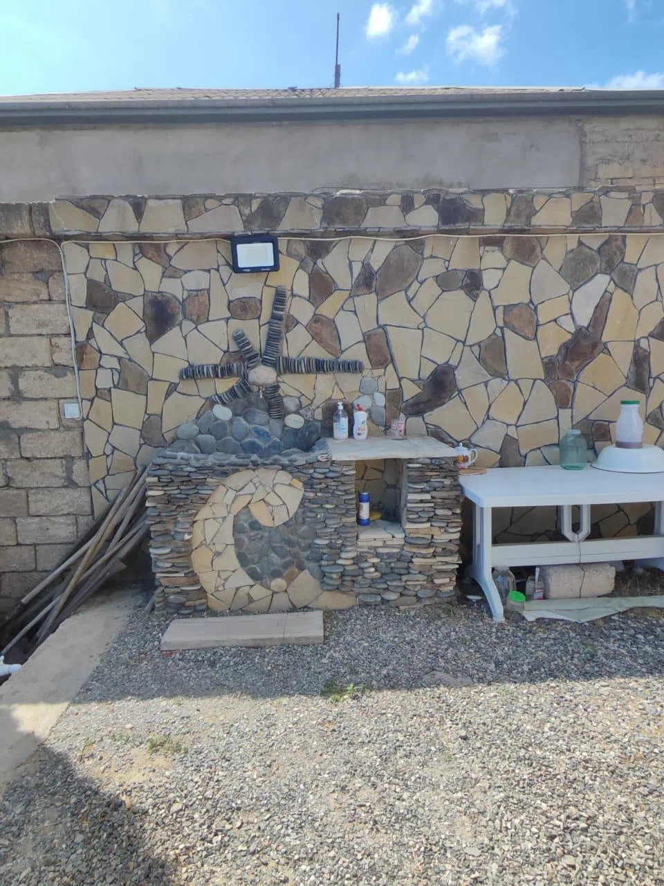 5 otaqlı həyət evi 504 m² - 24 sot torpaq sahəsində satılır