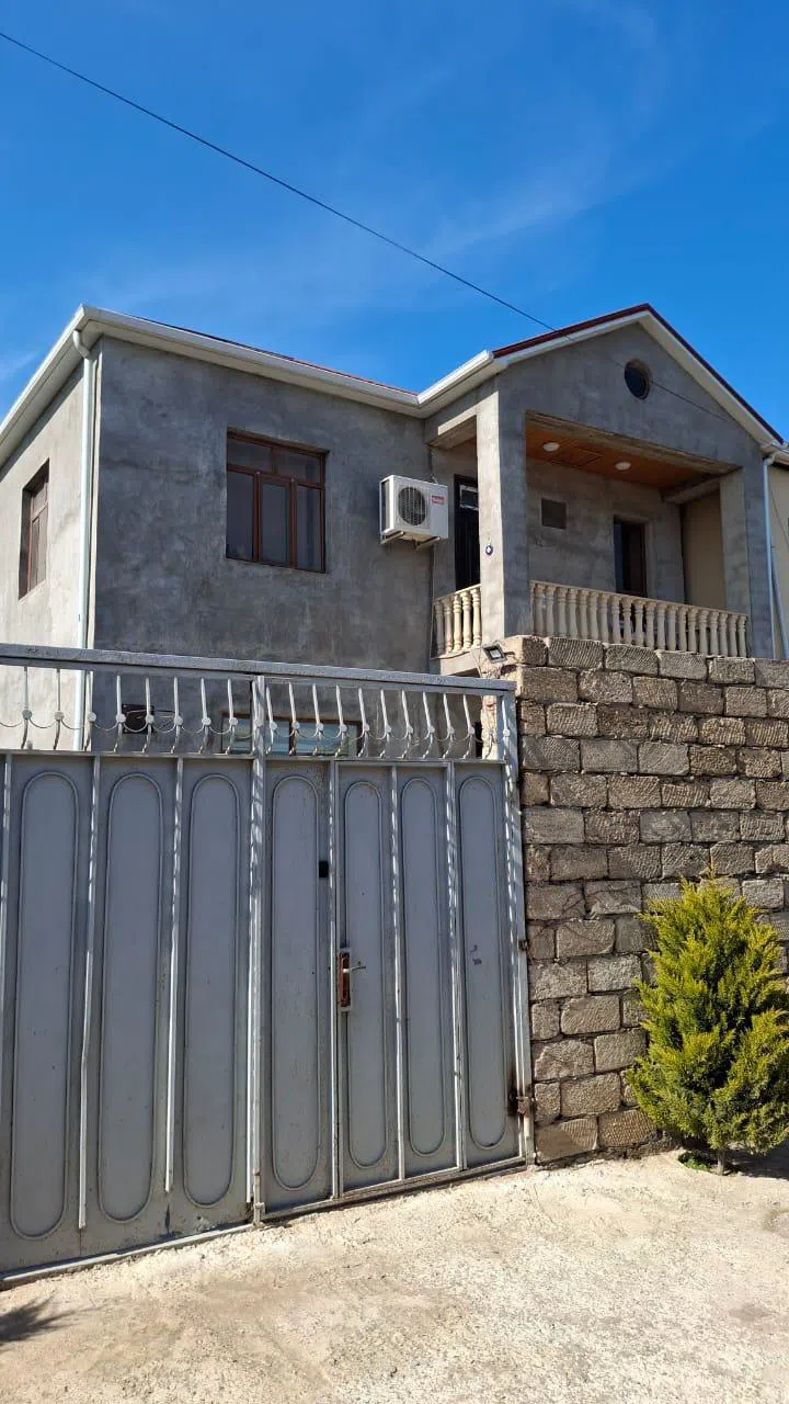 4 otaqlı həyət evi 200 m² satılır — şəkil 4