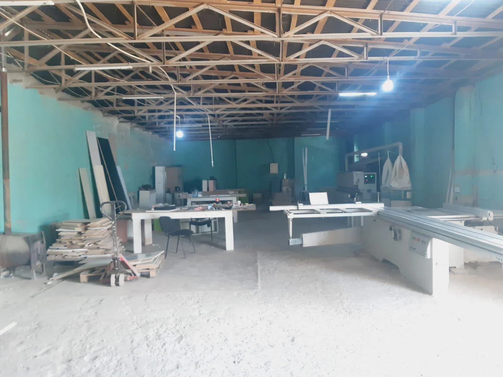 200 m² sahəsi olan anbar kirayə verilir — şəkil 4