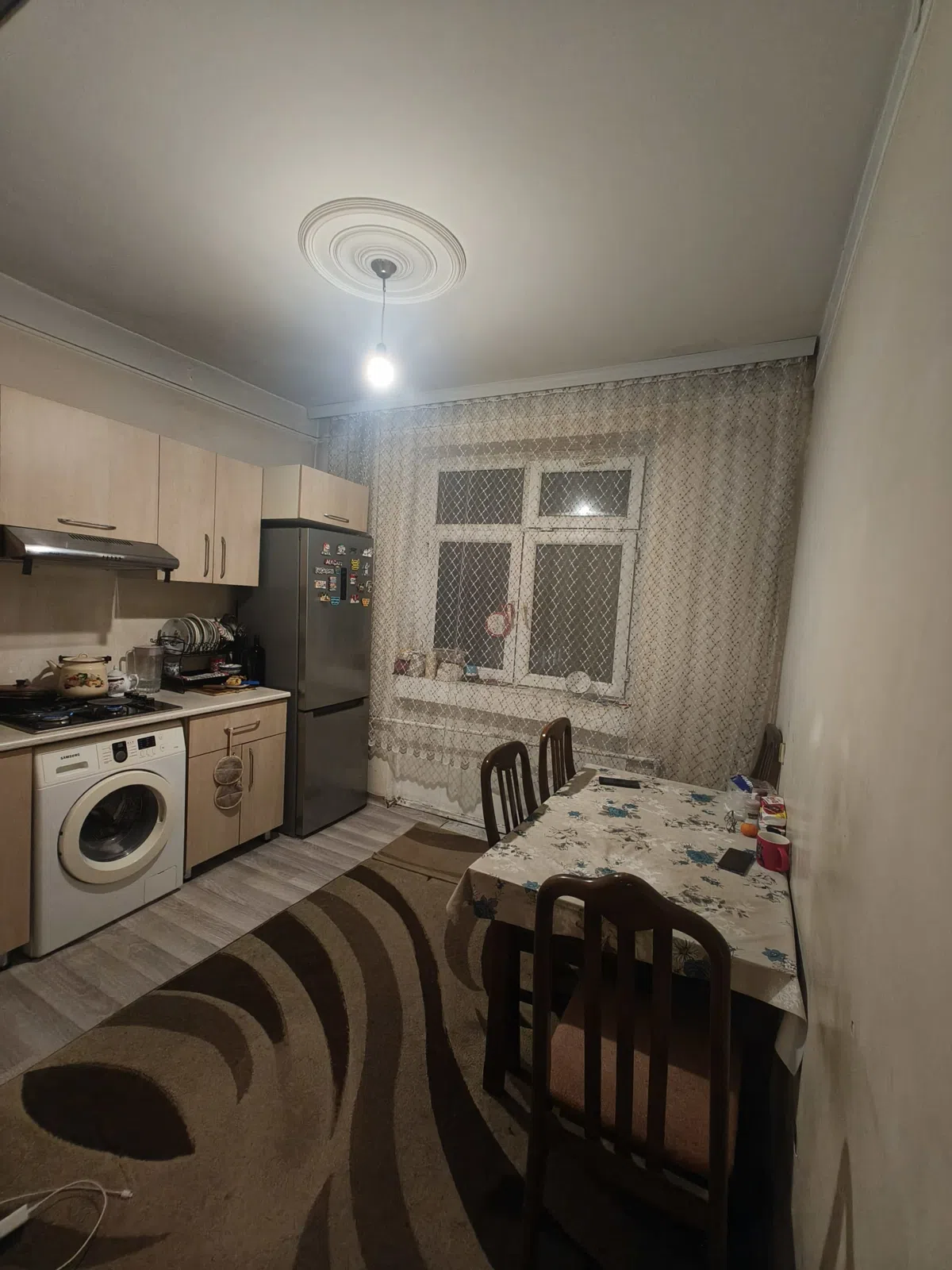 2 otaqlı mənzil 65 m² satılır