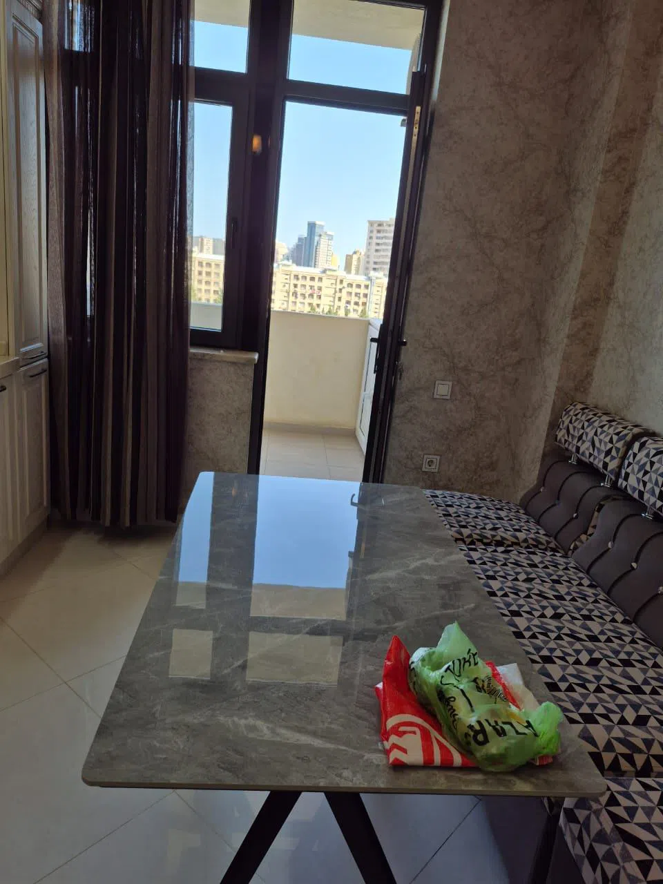 2 otaqlı mənzil 150 m² kirayə verilir — şəkil 5