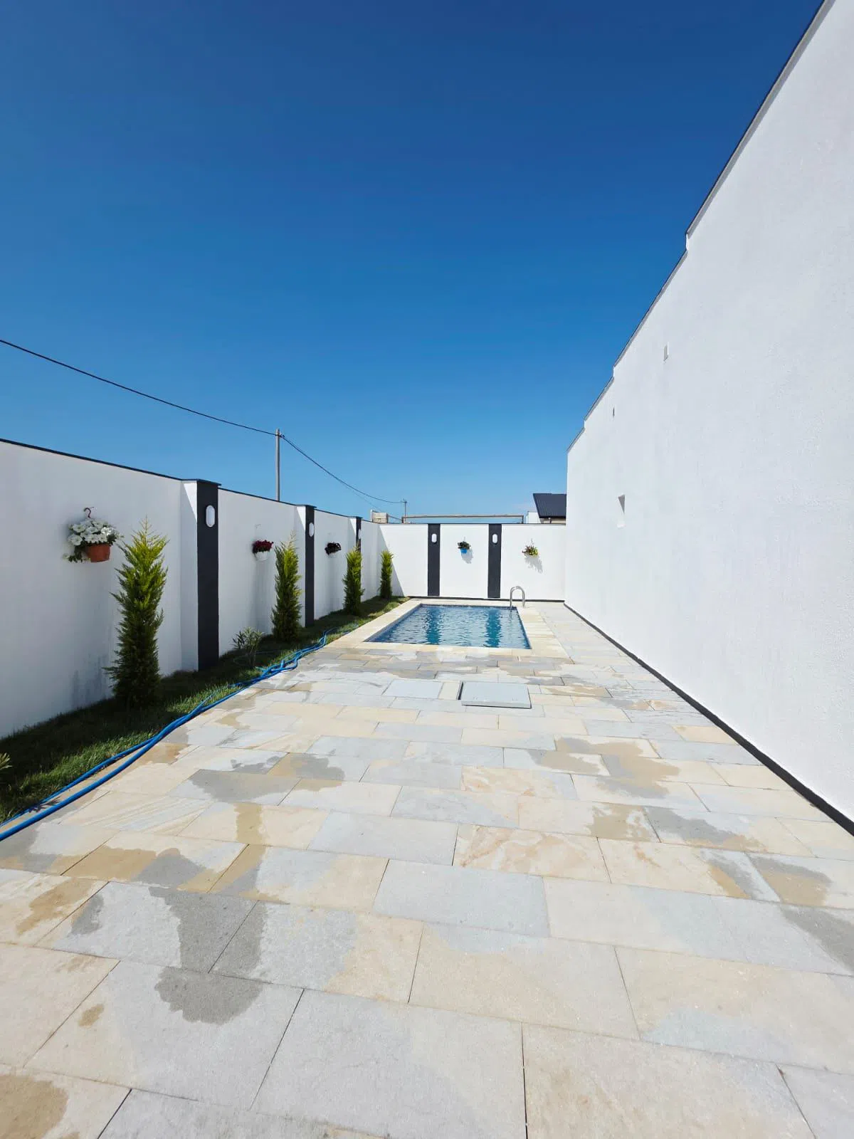 4 otaqlı bağ evi 150 m² 4.5 sot torpaq sahəsində satılır — şəkil 5