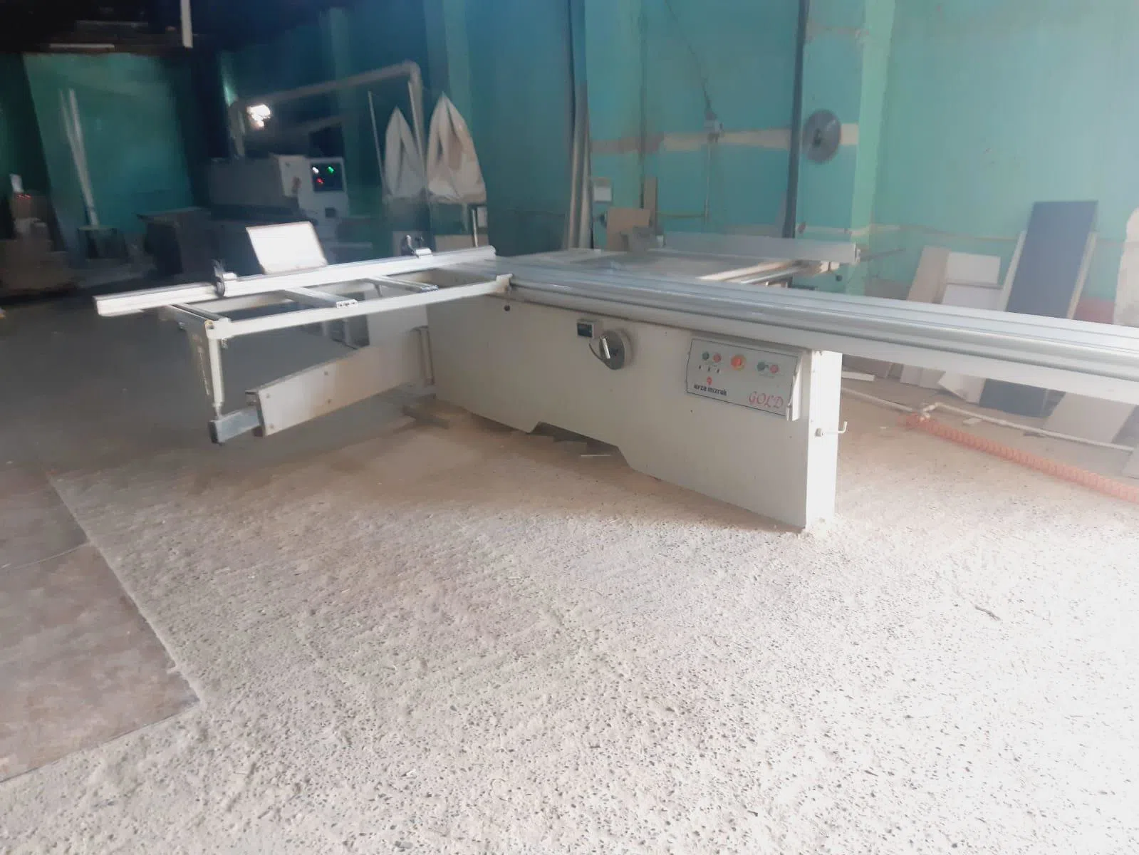 200 m² sahəsi olan anbar kirayə verilir — şəkil 3