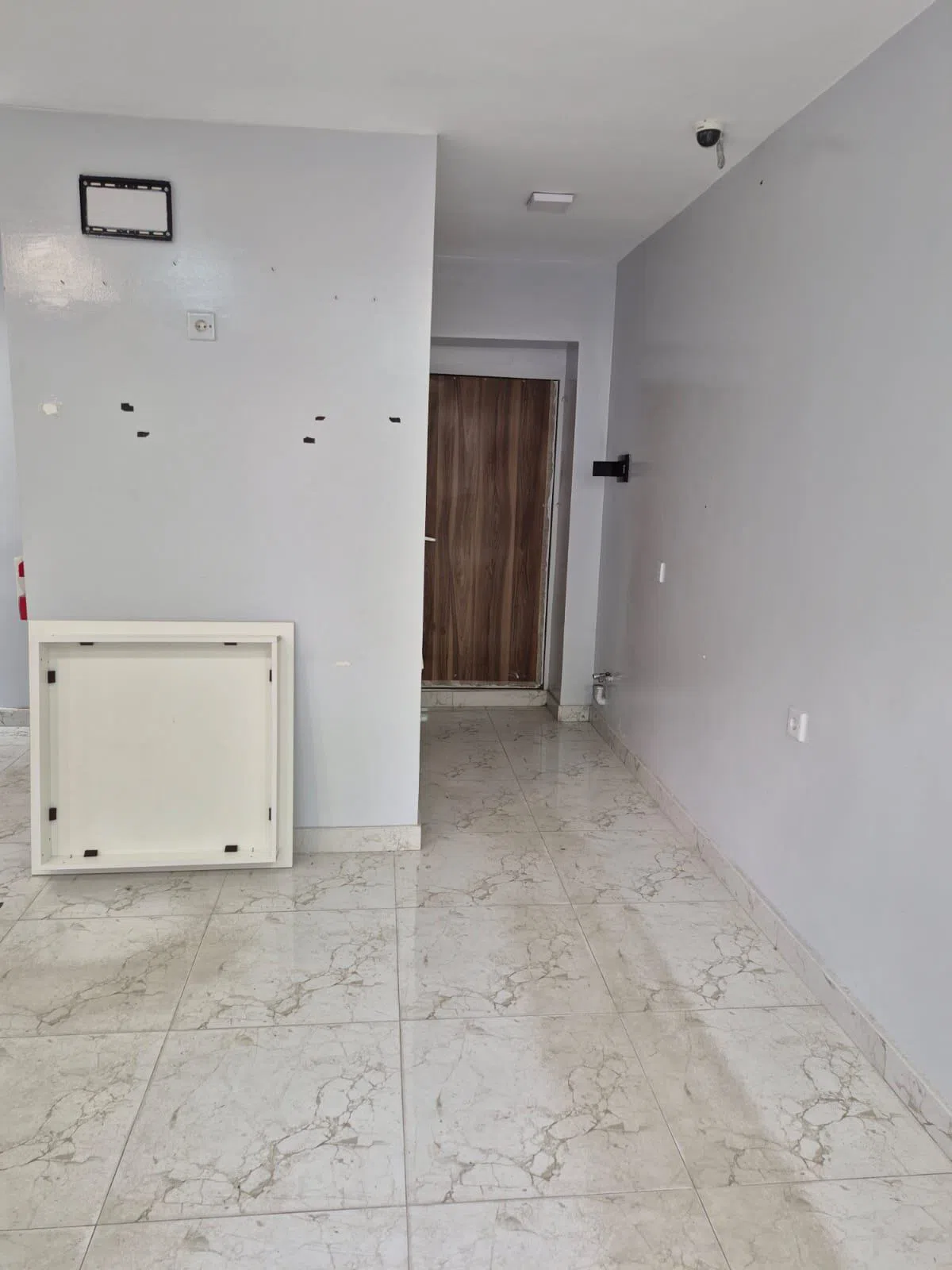 Yaxşı təmirli ticarət obyekti, 36 m² kirayə verilir