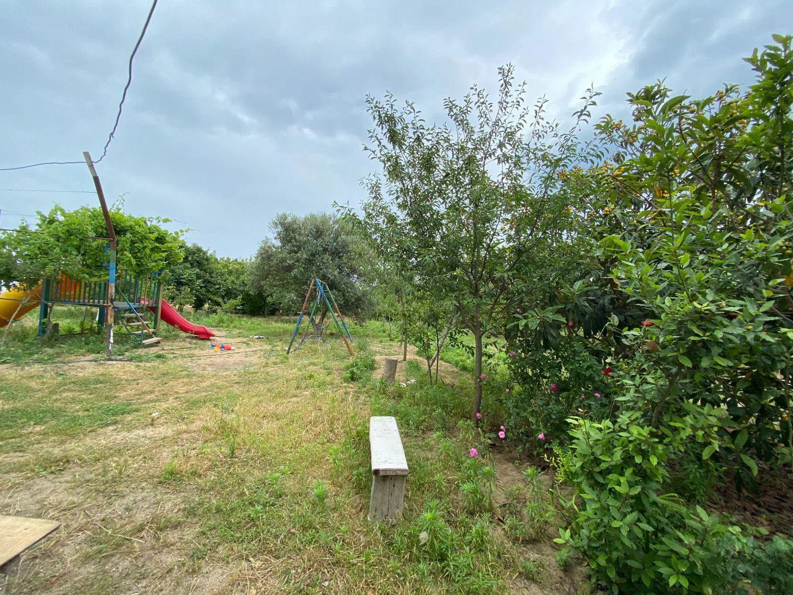 5 otaqlı həyət evi 140 m² - 9 sot torpaq sahəsində satılır