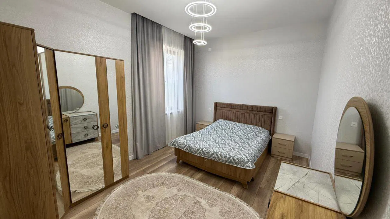 4 otaqlı bağ evi 180 m² 7 sot torpaq sahəsində satılır — şəkil 3