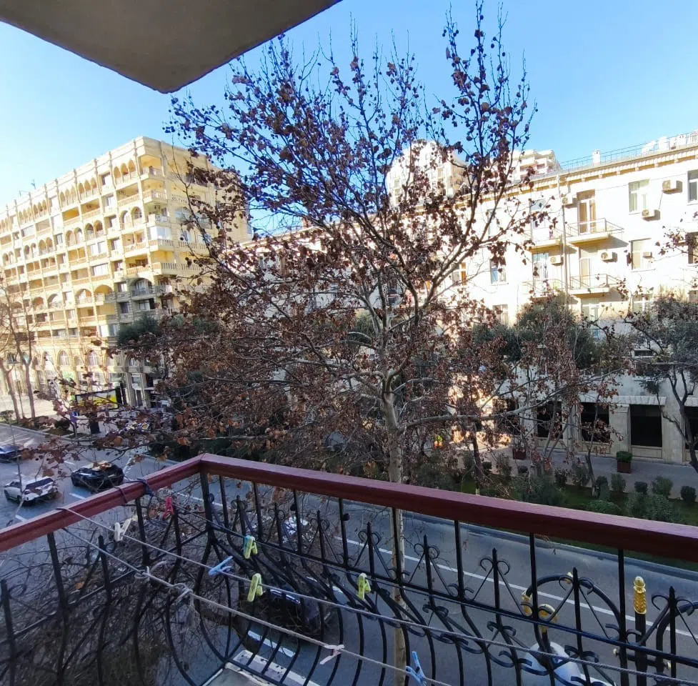 2 otaqlı mənzil 70 m² kirayə verilir — şəkil 1