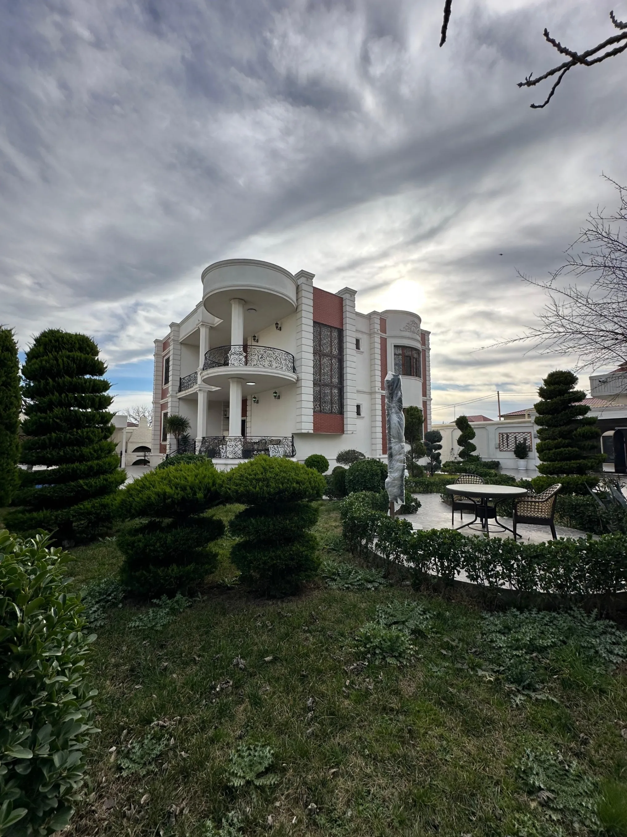 12 otaqlı villa 840 m² - 18 sot torpaq sahəsində satılır — şəkil 10