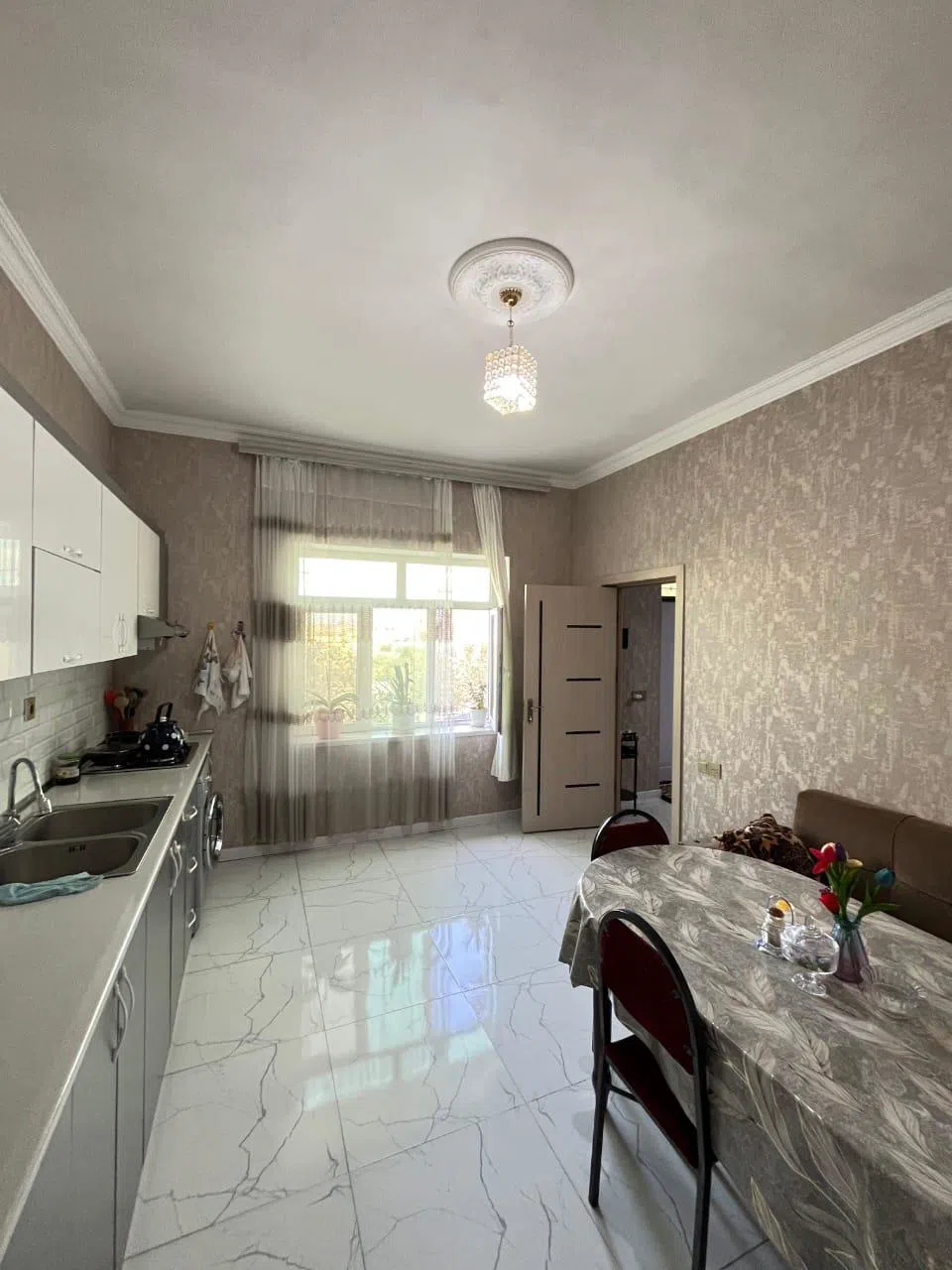 6 otaqlı həyət evi 202 m² satılır — şəkil 12