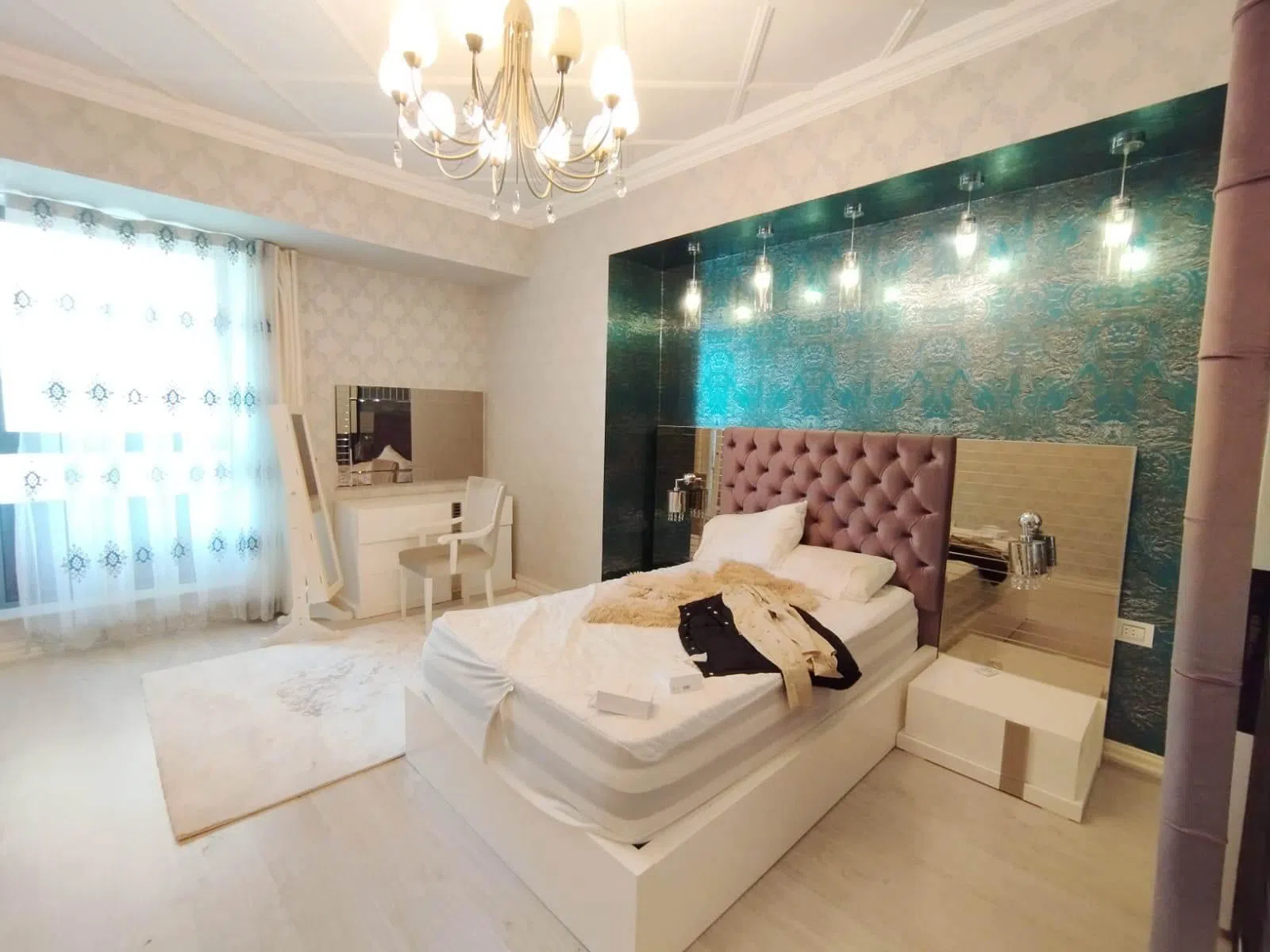 4 otaqlı mənzil 250 m² kirayə verilir — şəkil 8
