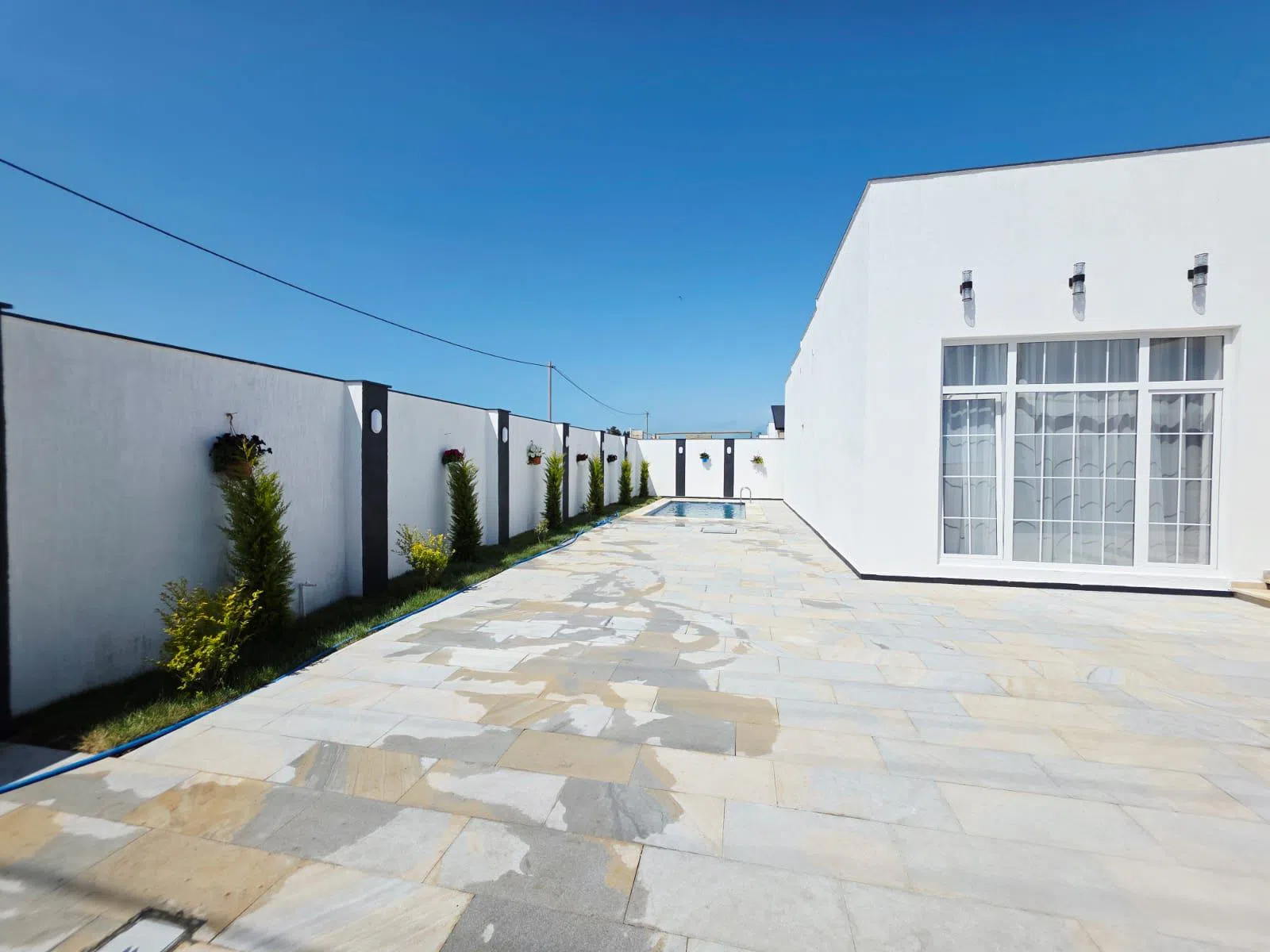 4 otaqlı bağ evi 150 m² 4.5 sot torpaq sahəsində satılır — şəkil 1