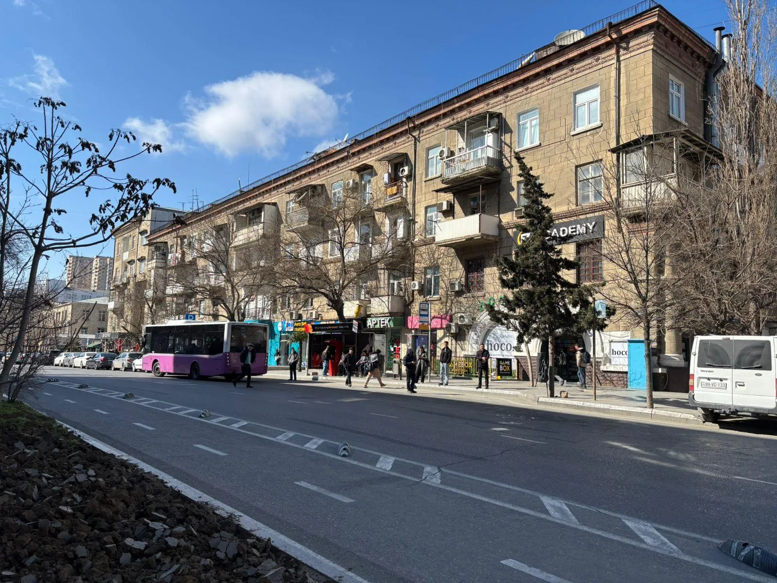 3 otaqlı ofis, 60 m² kirayə verilir — şəkil 8