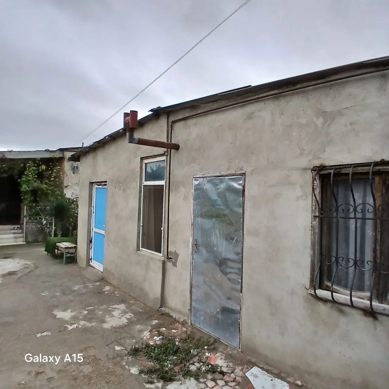 3 otaqlı həyət evi 150 m² - 6.5 sot torpaq sahəsində satılır