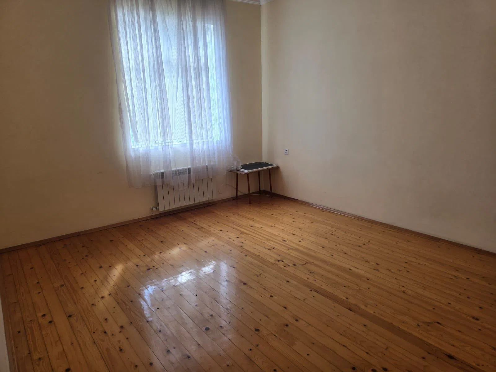 4 otaqlı bağ evi 200 m² 12 sot torpaq sahəsində satılır — şəkil 5
