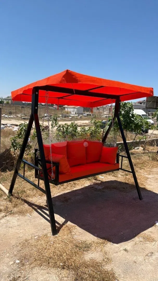 Bağ yelləncəyi, Narıncı rəng — şəkil 1