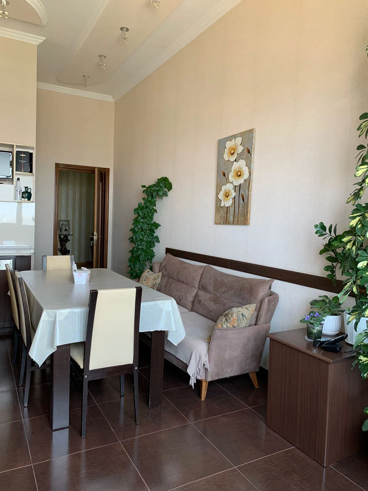 4 otaqlı mənzil 200 m² satılır — şəkil 9