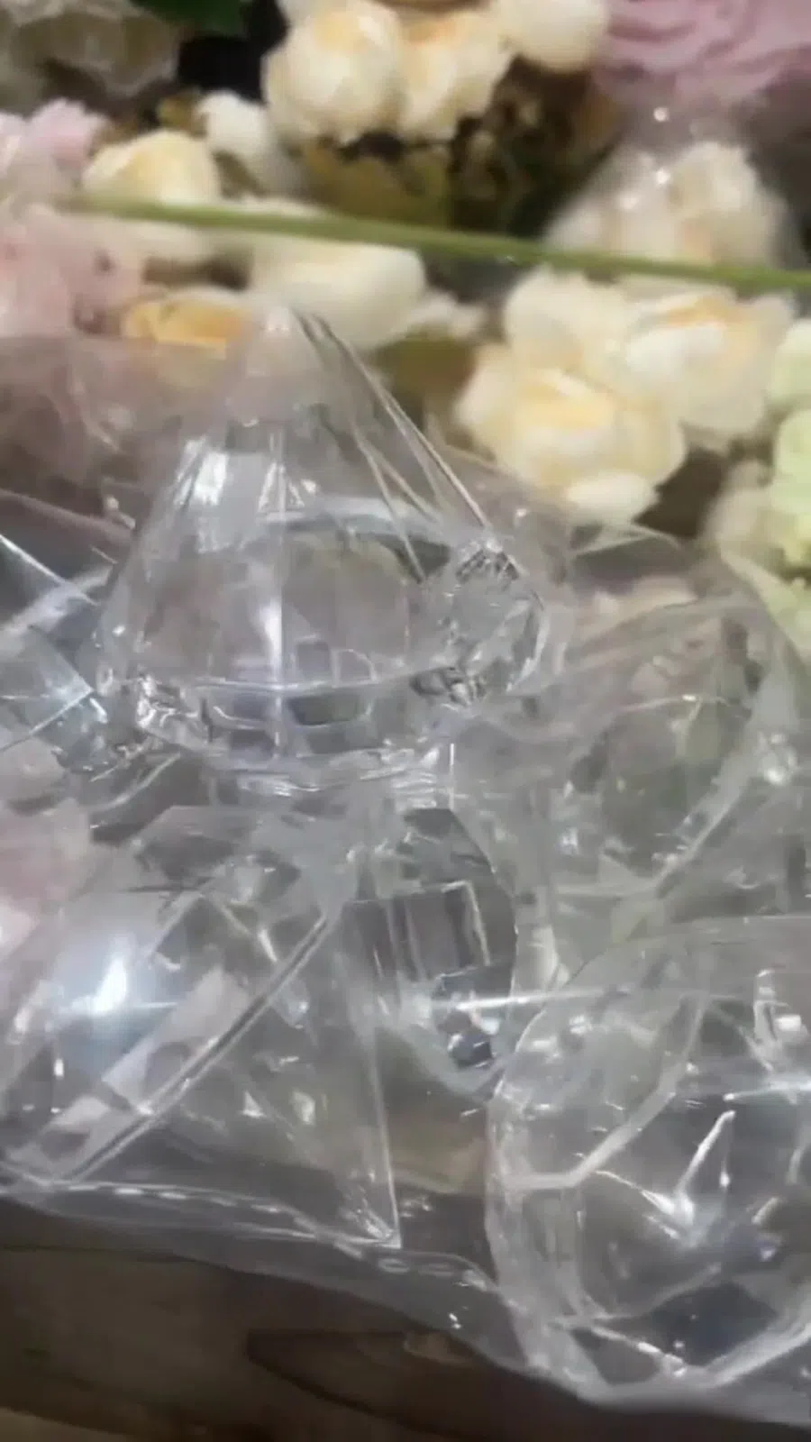 Konfet qabı, Şüşə material — şəkil 12