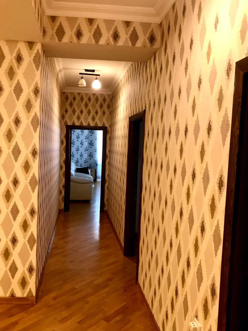 4 otaqlı mənzil 155 m² kirayə verilir — şəkil 20