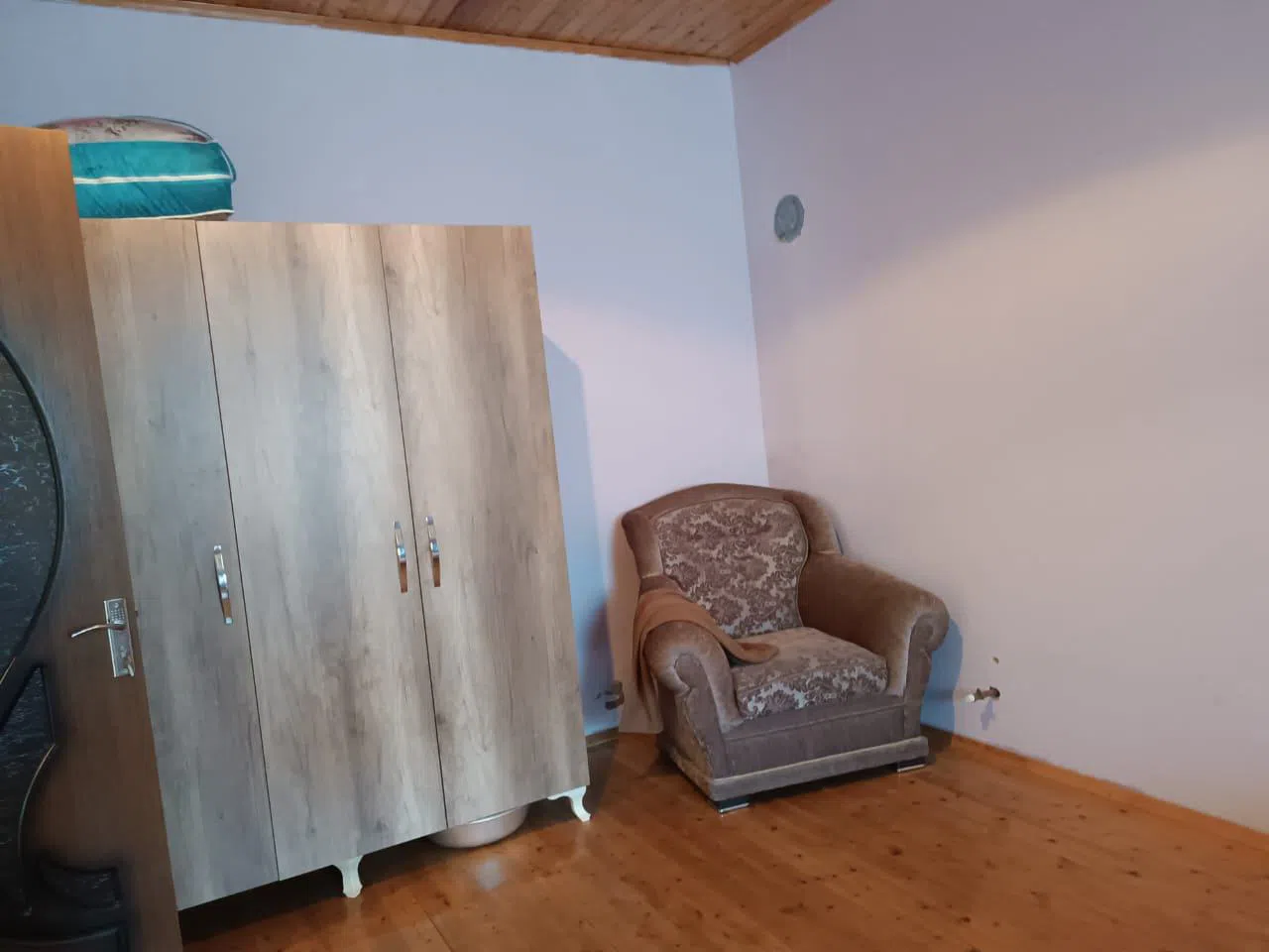3 otaqlı bağ evi 70 m² günlük kirayə verilir — şəkil 1
