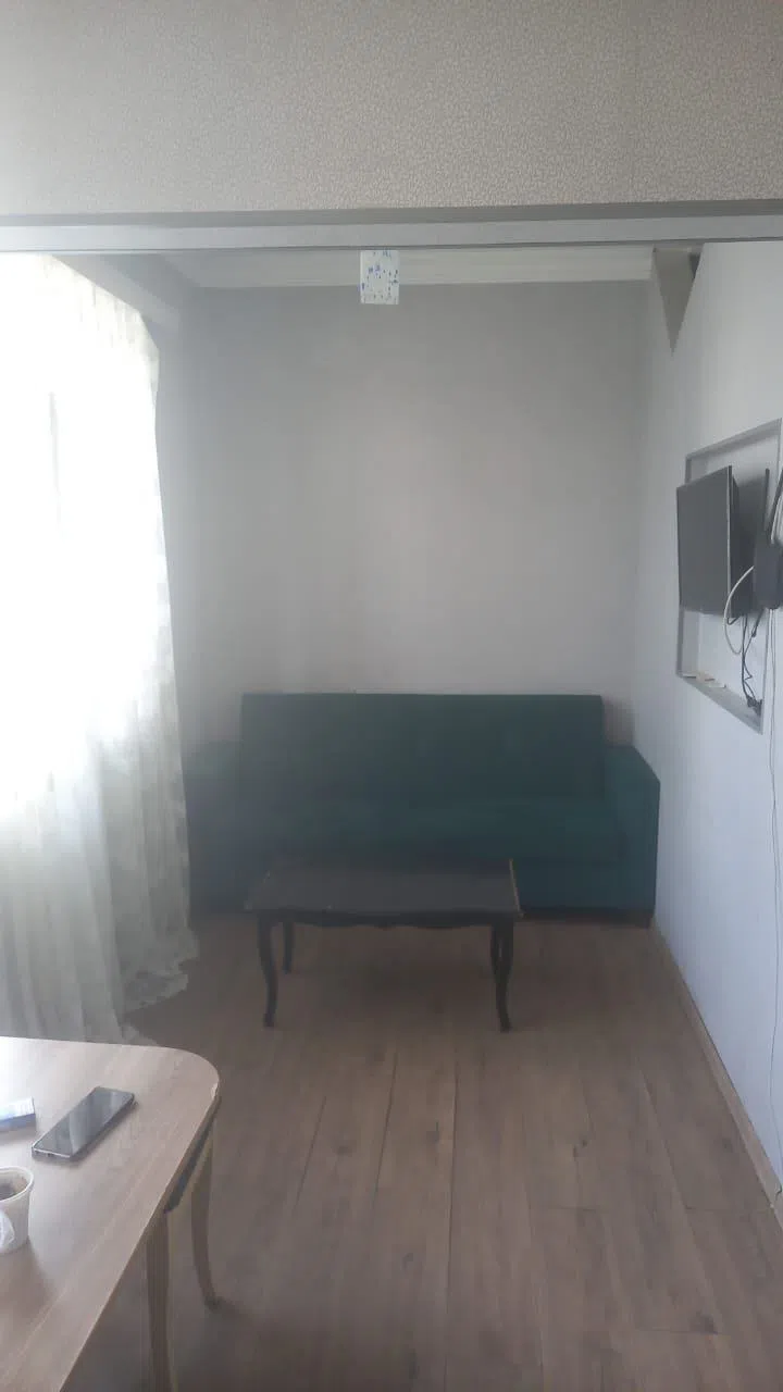 2 otaqlı mənzil 50 m² kirayə verilir — şəkil 2