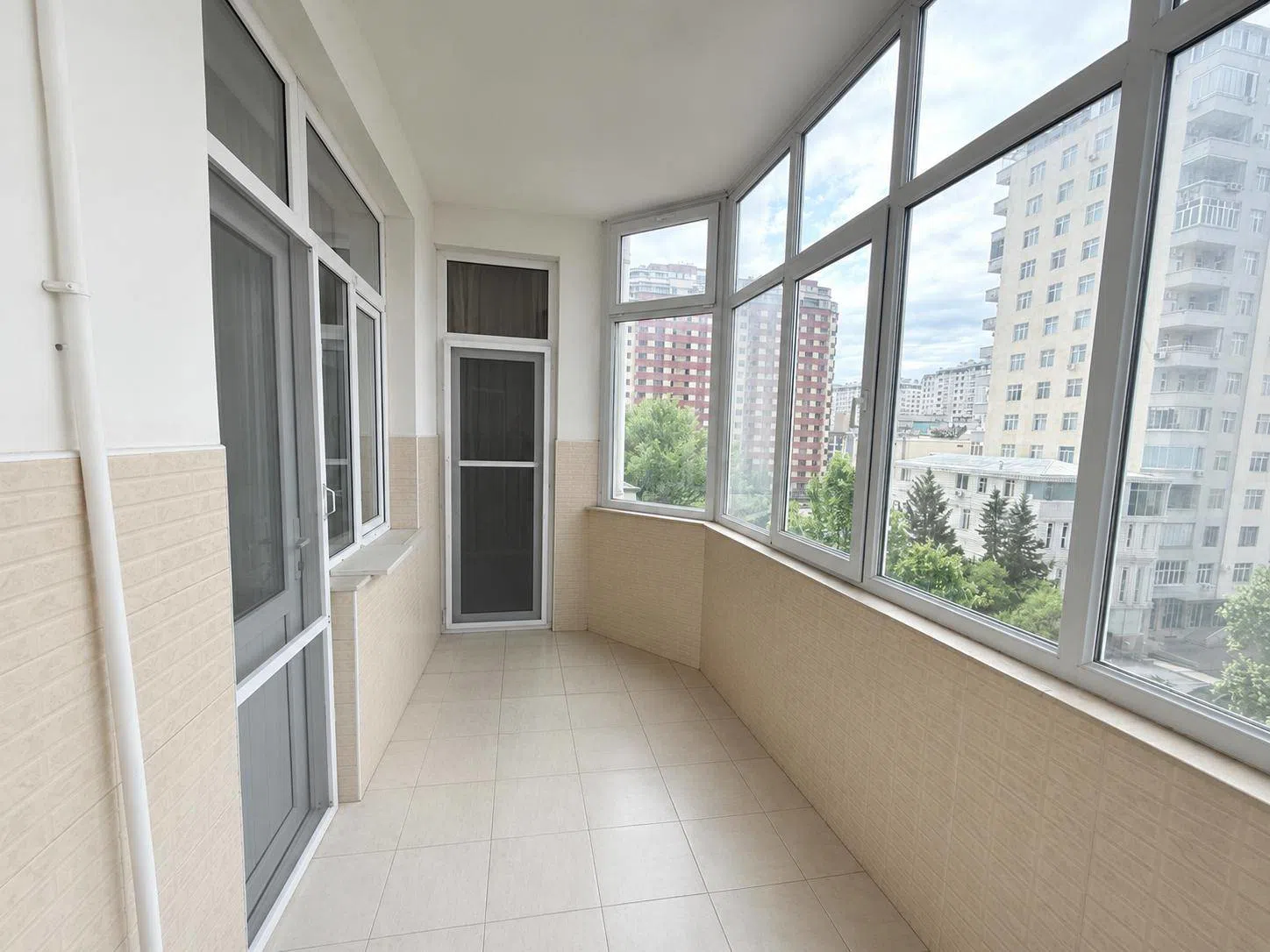 3 otaqlı mənzil 130 m² satılır — şəkil 26