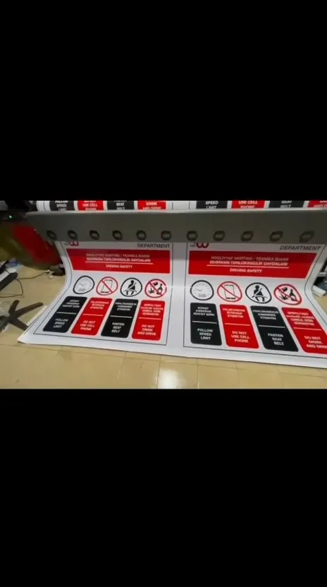 Banner signs - Tenderyard