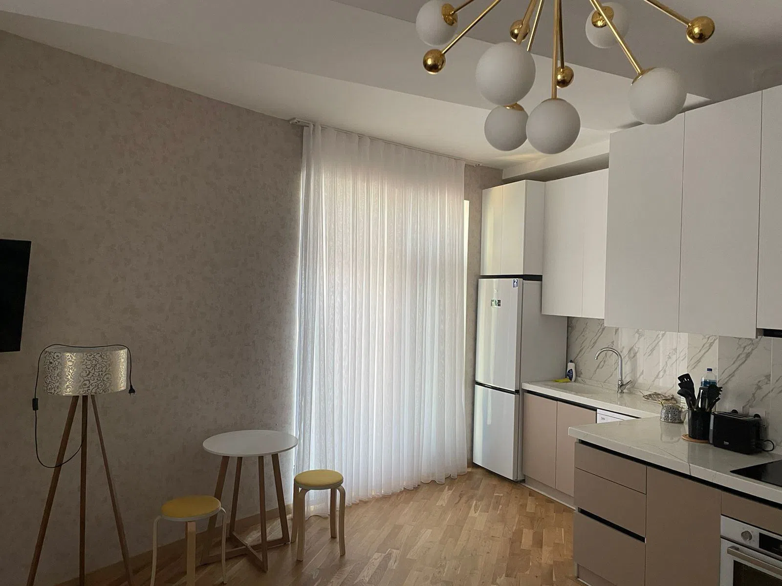 2 otaqlı mənzil 65 m² kirayə verilir — şəkil 19