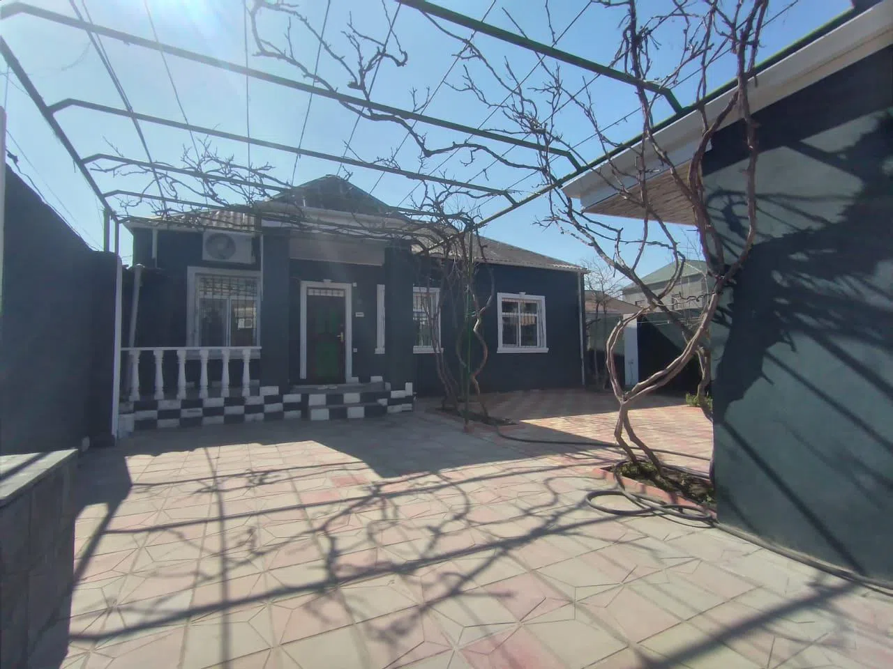 4 otaqlı həyət evi 300 m² satılır — şəkil 6